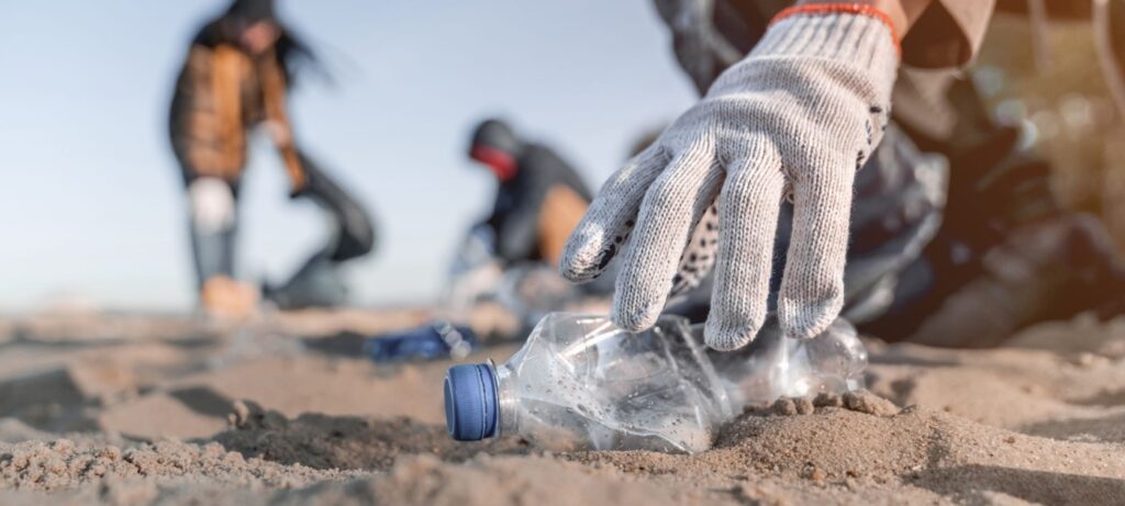 contaminación ambiental por plástico - jorge zegarra reategui denuncia